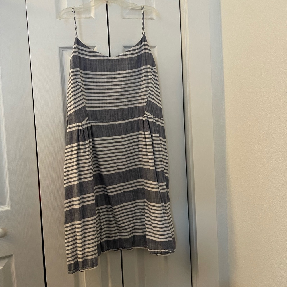 Old Navy Stripped Dress